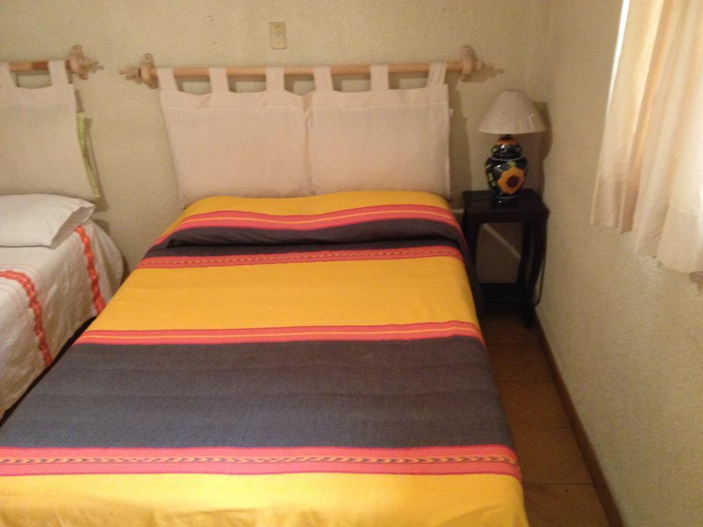 Hostal Casa Castillo Morelia Cameră foto