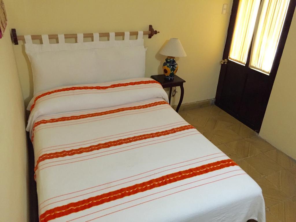 Hostal Casa Castillo Morelia Cameră foto