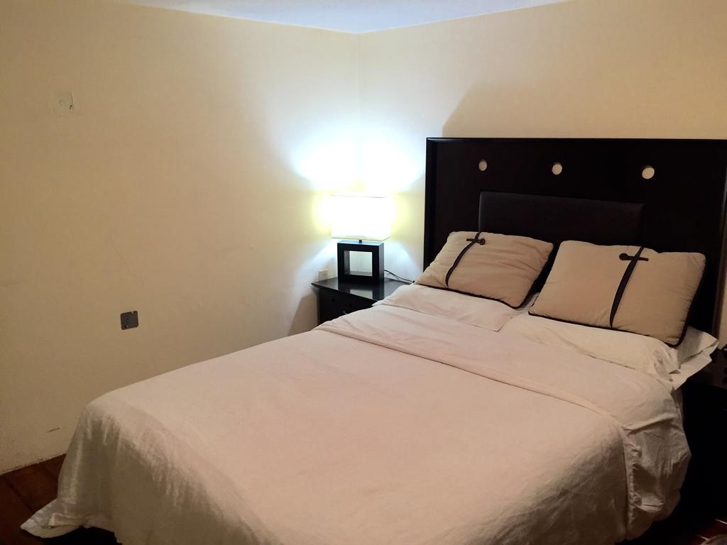 Hostal Casa Castillo Morelia Cameră foto