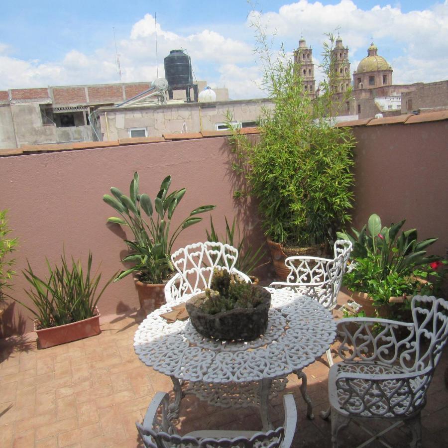 Hostal Casa Castillo Morelia Exterior foto